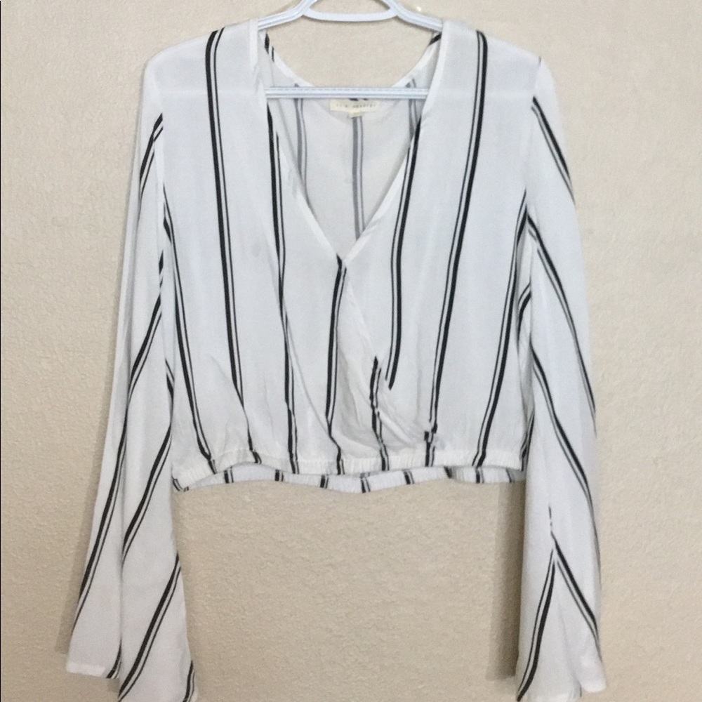 PacSun shirt with kimono sleeves